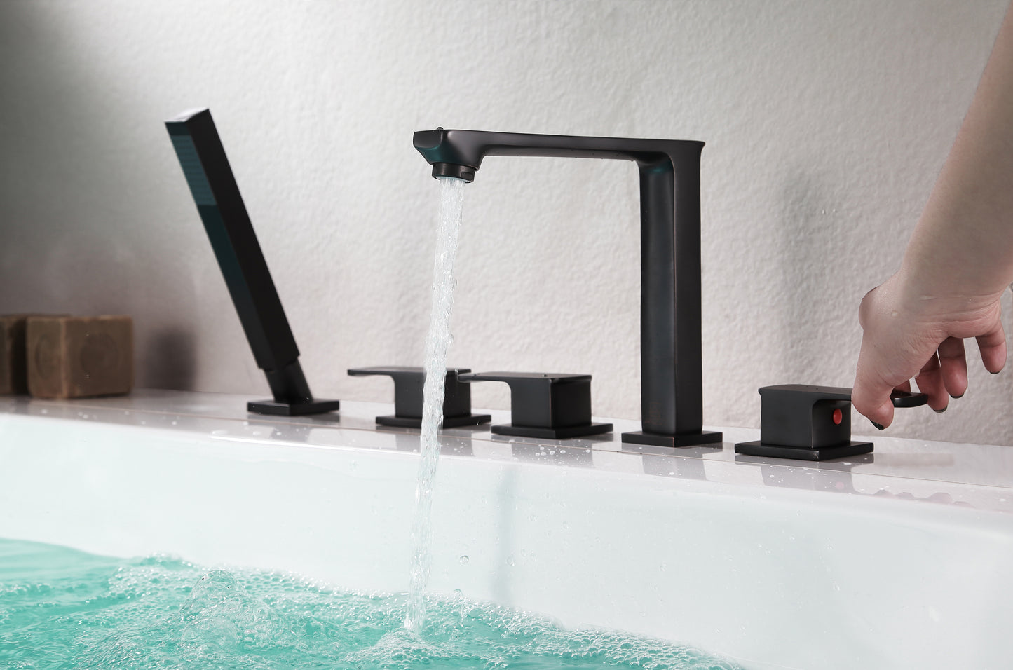 Shore 3-Handle Deck-Mount Roman Tub Faucet with Handheld Sprayer