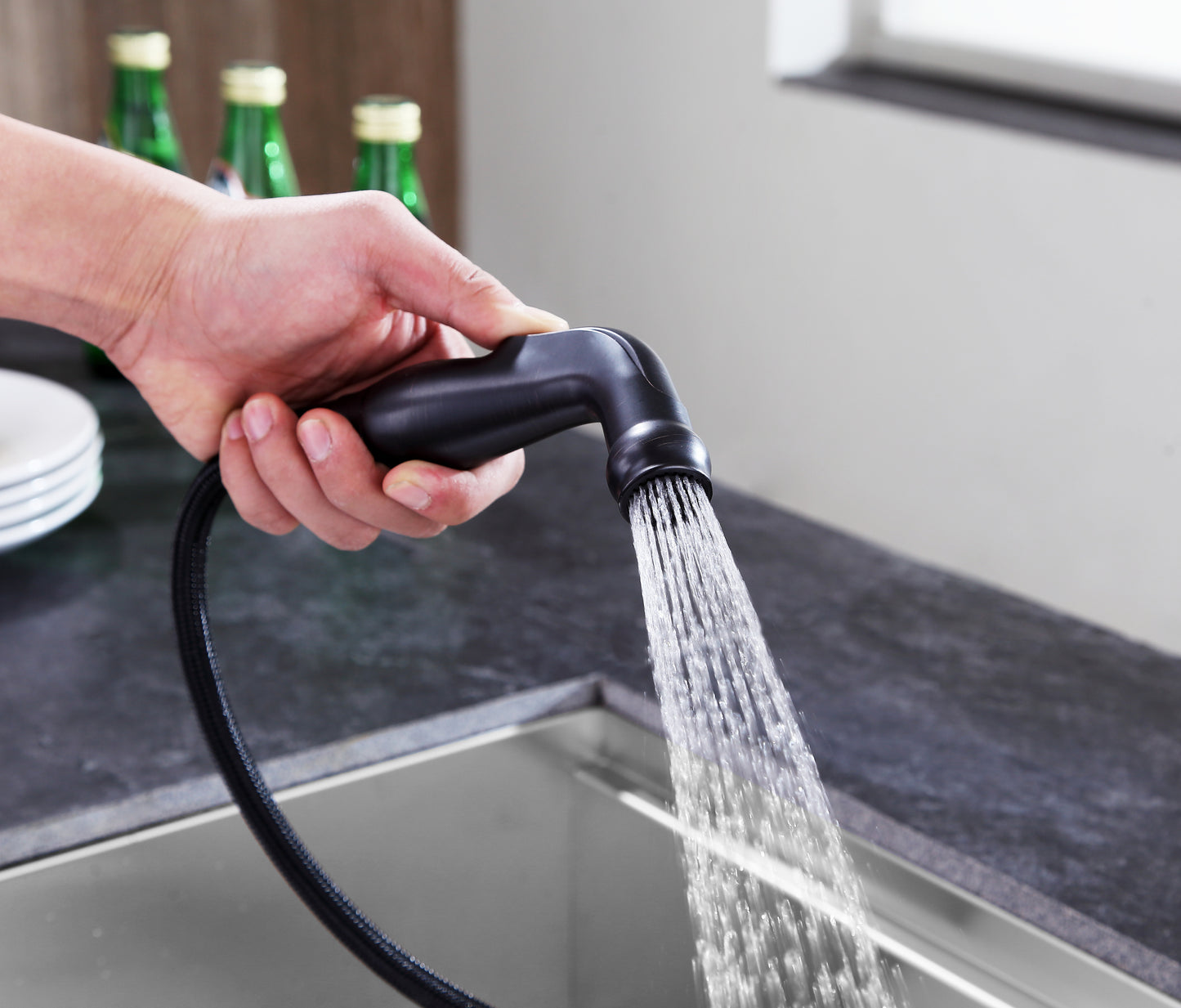 Highland Single-Handle Standard Kitchen Faucet with Side Sprayer