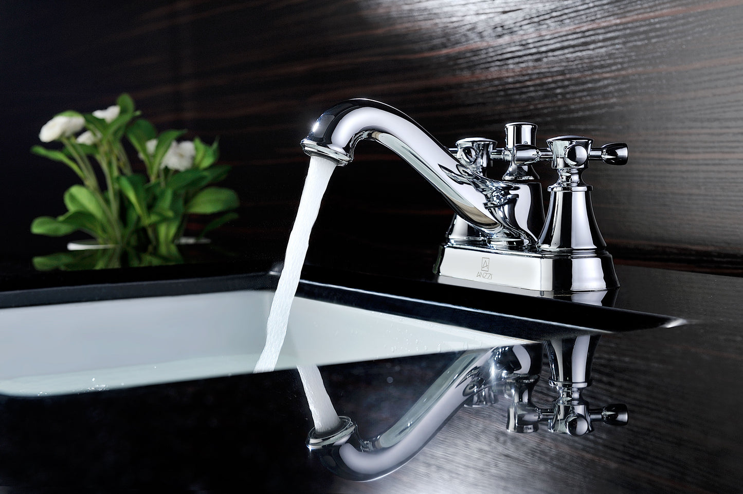 Major Series 4 in. Centerset 2-Handle Mid-Arc Bathroom Faucet