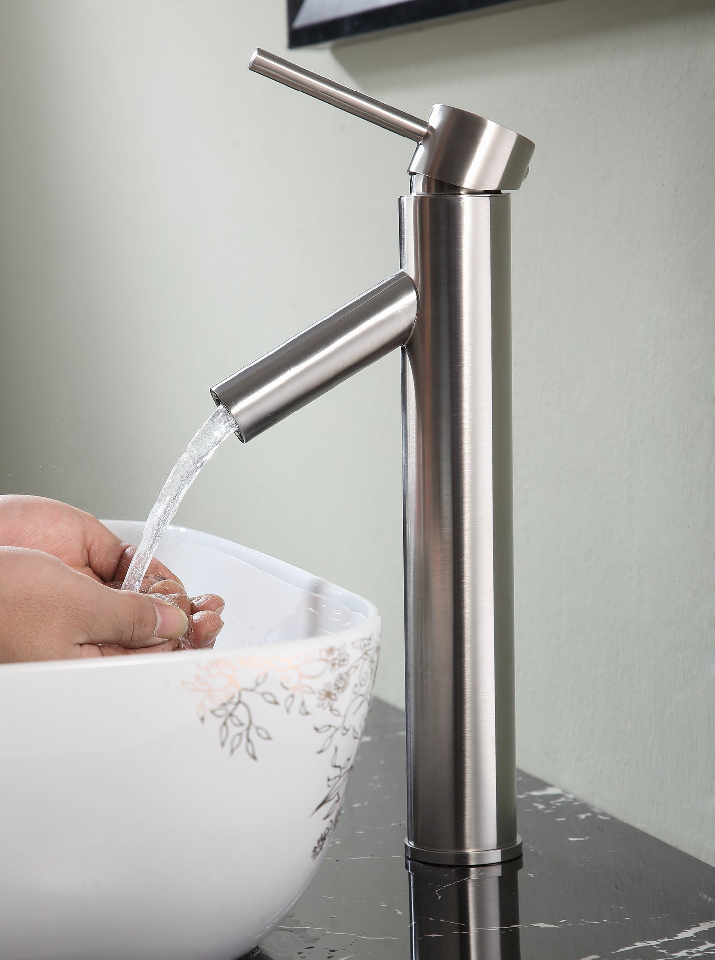 Valle Single Hole Single Handle Bathroom Faucet