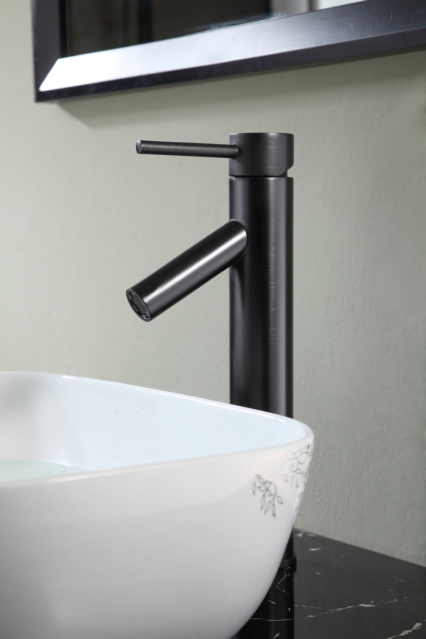 L-AZ111ORB - Valle Single Hole Single Handle Bathroom Faucet in Oil Rubbed Bronze