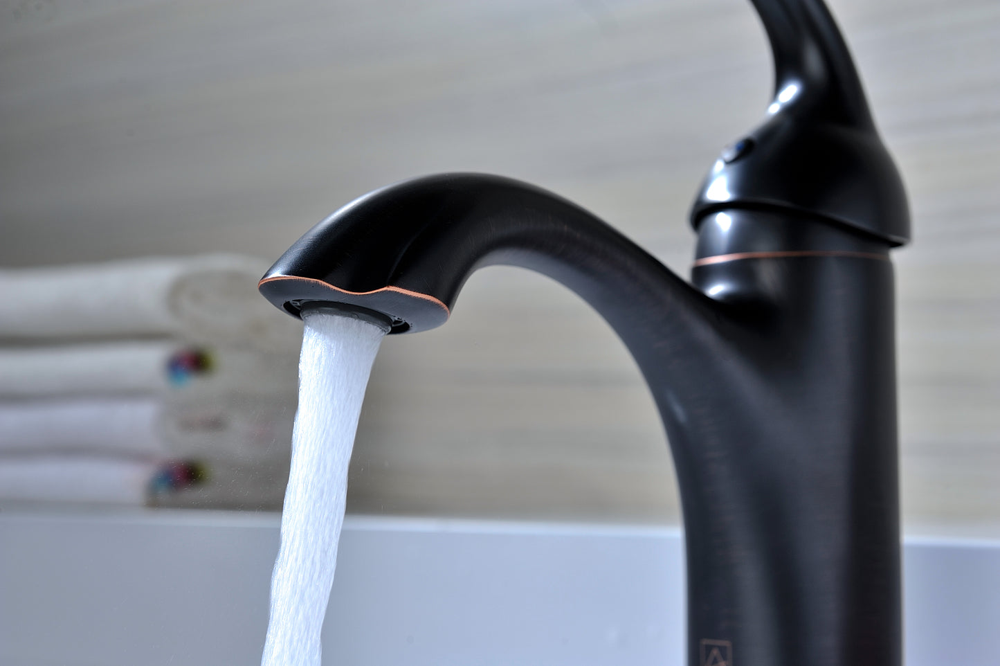 Arc Series Single Hole Single-Handle Low-Arc Bathroom Faucet