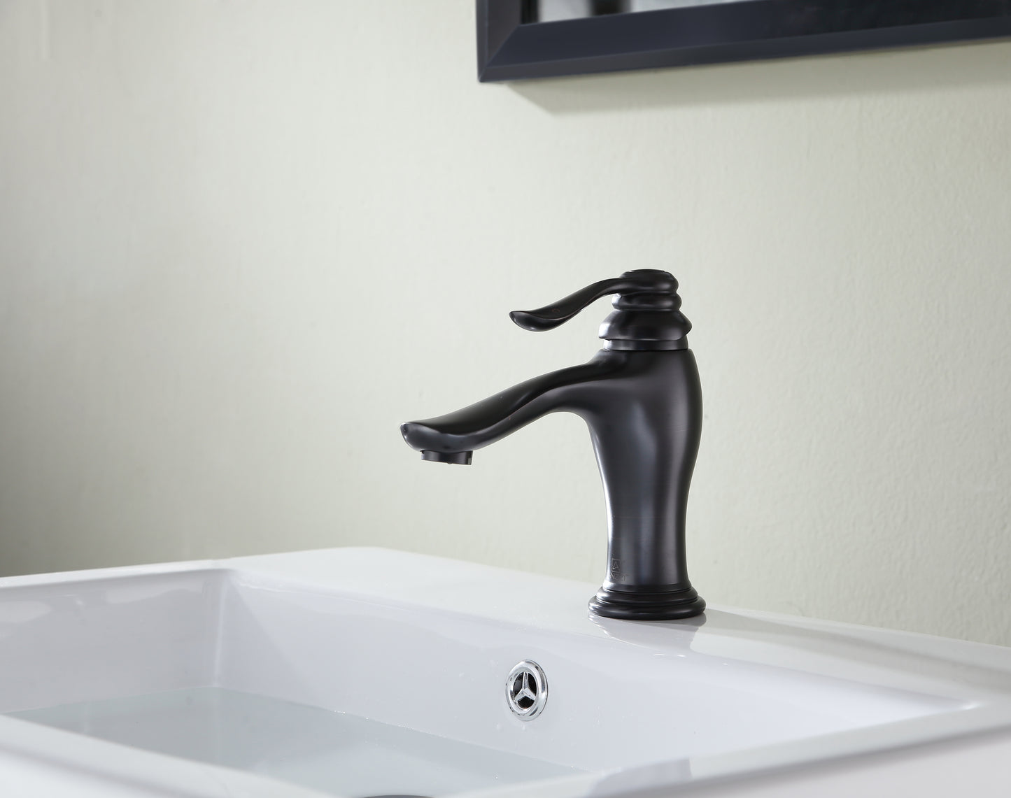 L-AZ104ORB - Anfore Single Hole Single Handle Bathroom Faucet in Oil Rubbed Bronze