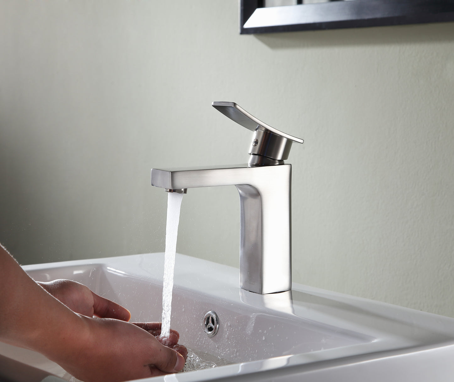 Promenade Single Hole Single Handle Bathroom Faucet