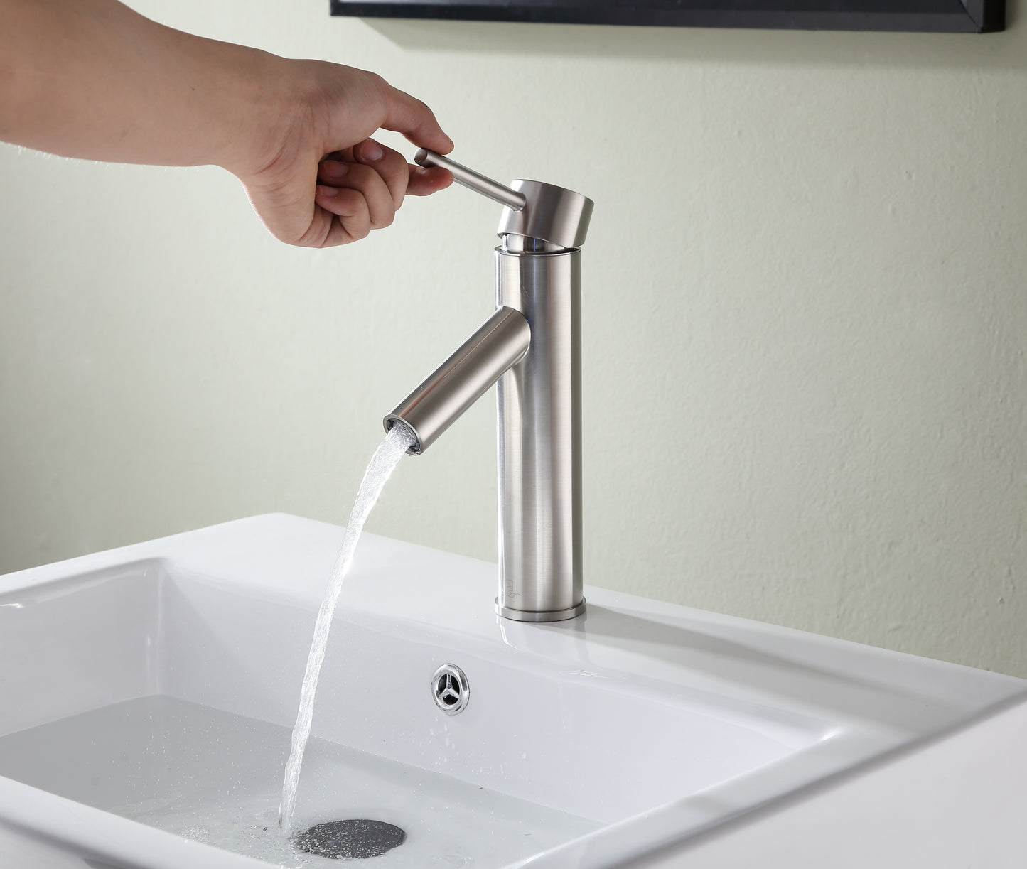 Valle Single Hole Single Handle Bathroom Faucet