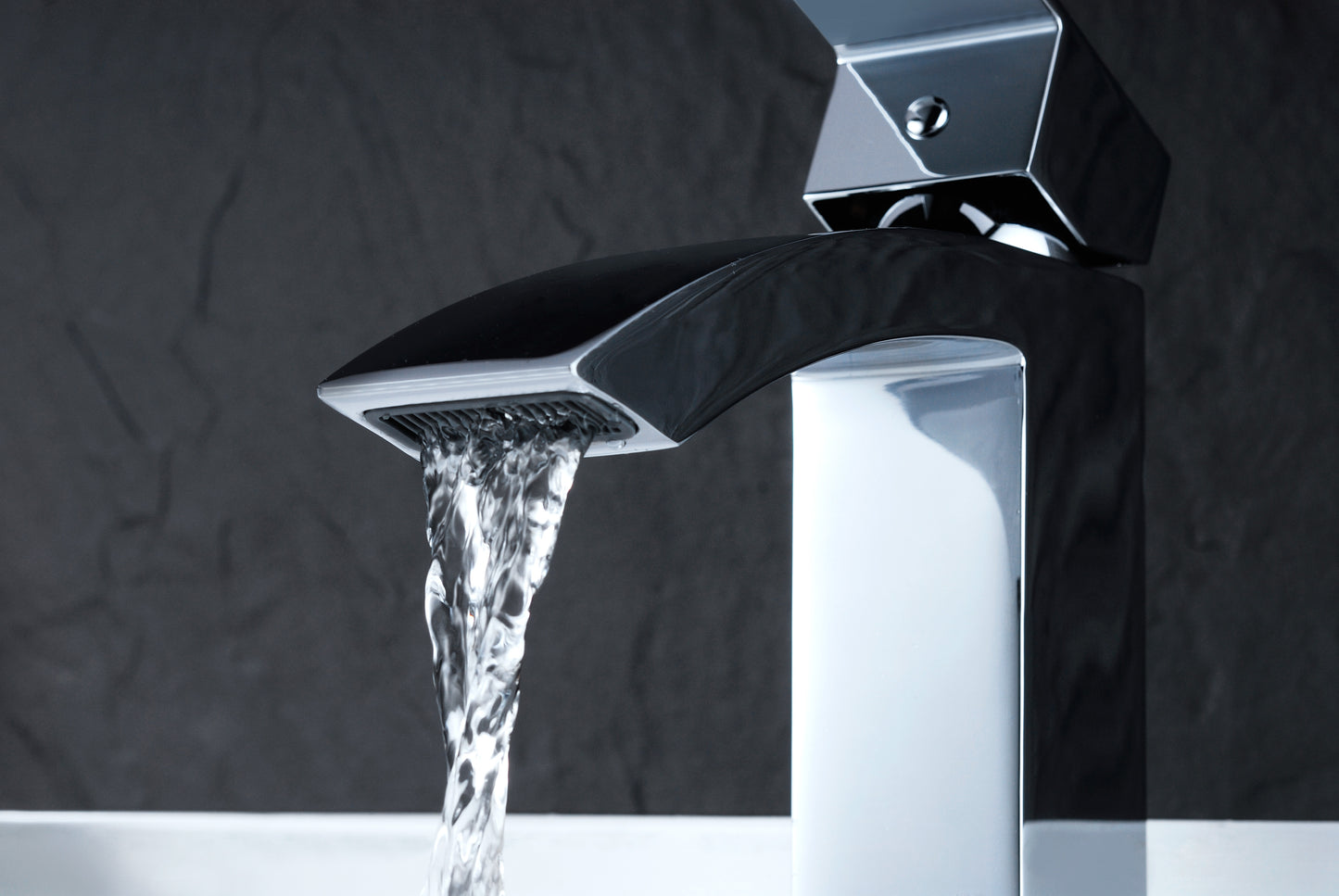 Revere Series Single Hole Single-Handle Low-Arc Bathroom Faucet
