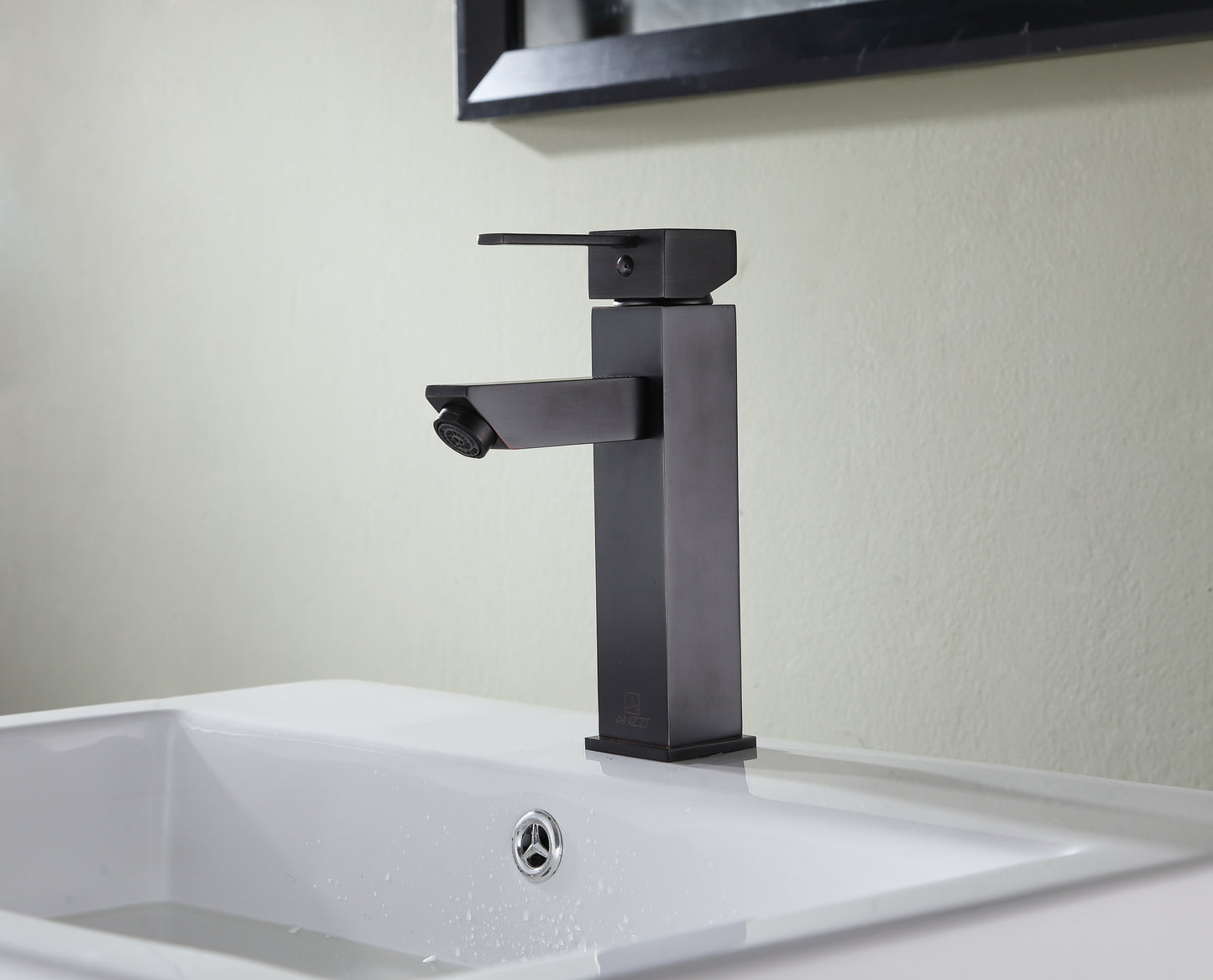 L-AZ112ORB - Pygmy Single Hole Single Handle Bathroom Faucet in Oil Rubbed Bronze