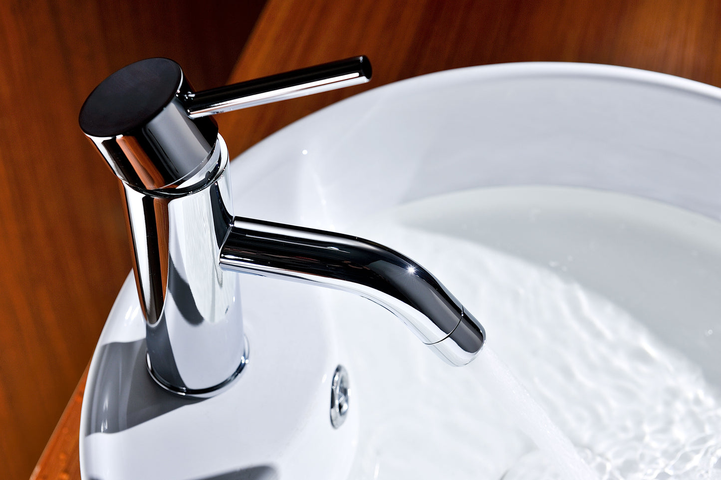 Bravo Series Single Hole Single-Handle Low-Arc Bathroom Faucet