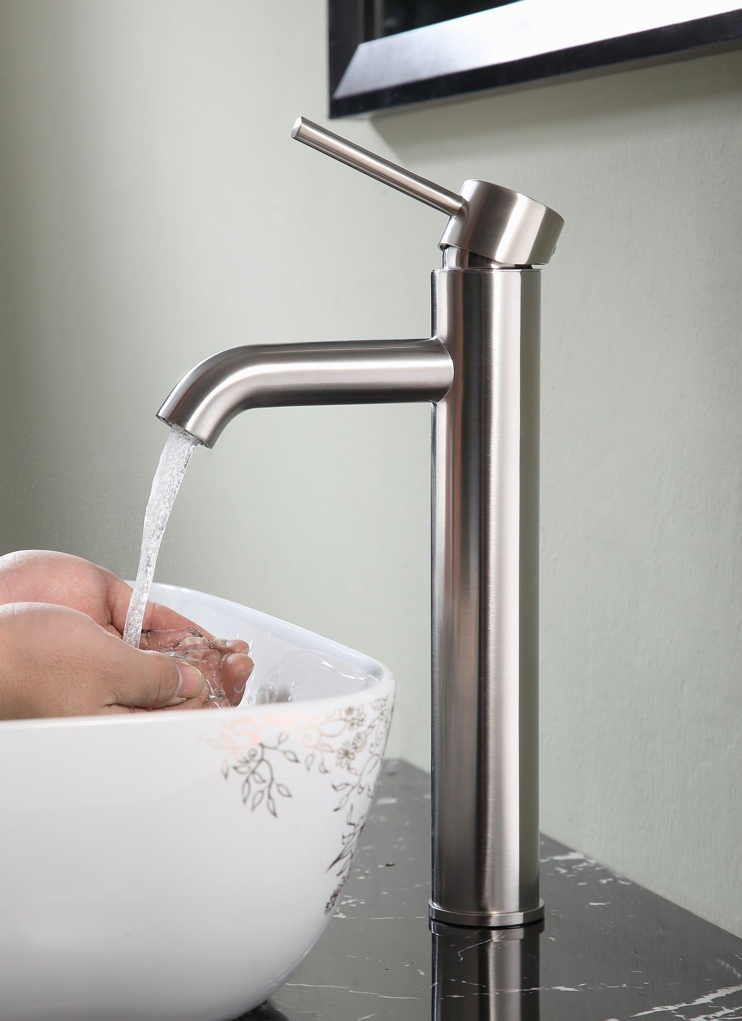Valle Single Hole Single Handle Bathroom Faucet