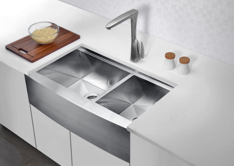 Aegis Farmhouse Stainless Steel 33 in. 0-Hole 60/40 Double Bowl Kitchen Sink with Cutting Board and Colander