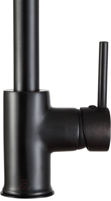 Somba Single-Handle Pull-Out Sprayer Kitchen Faucet in Oil Rubbed Bronze