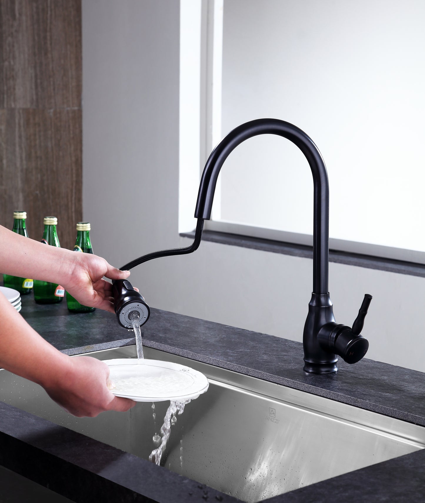 Bell Single-Handle Pull-Out Sprayer Kitchen Faucet