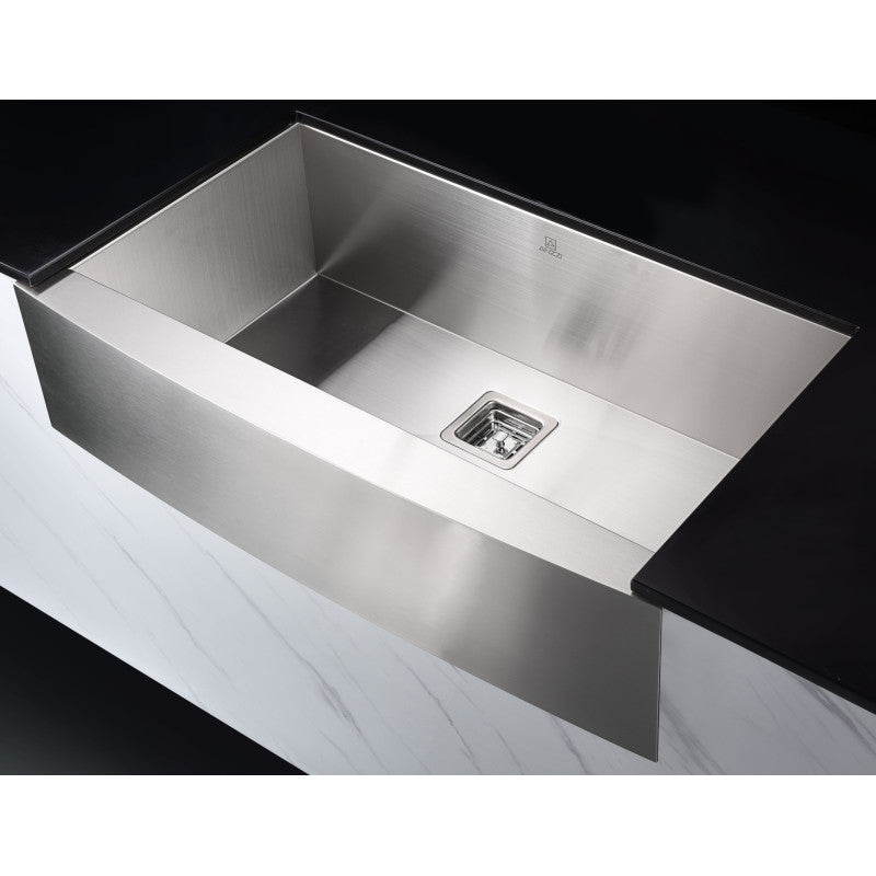 Elysian Farmhouse 32 in. Single Bowl Kitchen Sink with Faucet in Brushed Nickel